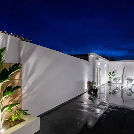 Sunwaves Ii Lägenhet *